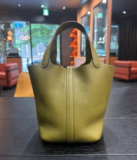 HERMES(エルメス)買取強化中! 9月10日 赤坂買取migliore(ミリオレ)ピコタンロックPM買取