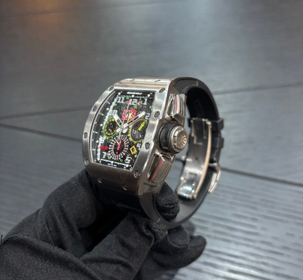 赤坂ブランド腕時計買取migliore(ミリオレ)2月17日 RICHARD MILLE(リシャールミル)RM11-02Ti買取