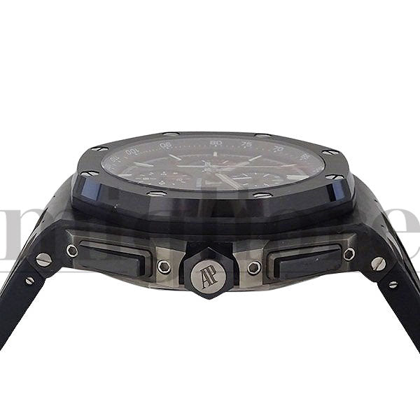 ロイヤルオーク オフショア クロノ フォージドカーボン 44mm 26400AU.OO.A002CA.01