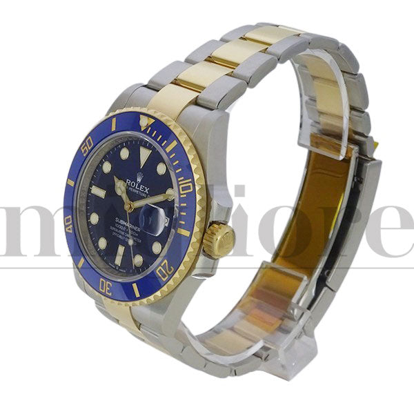 サブマリーナ デイト 126613LB