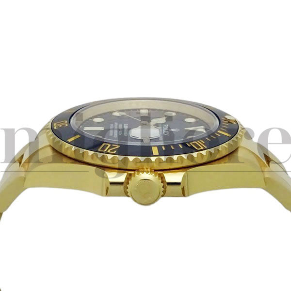 サブマリーナデイト 126618LN NEWギャラ