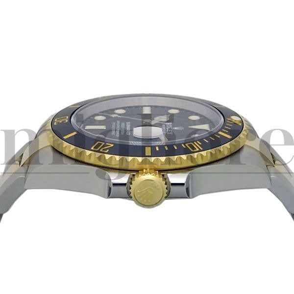 サブマリーナデイト 126613LN ランダム番