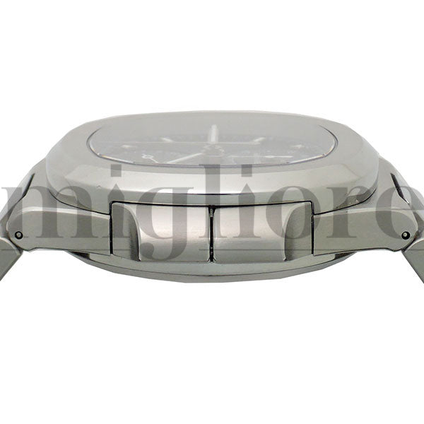 ノーチラス トラベルタイム クロノグラフ 5990/1A-001