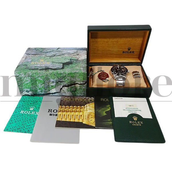 サブマリーナ デイト16610 T番