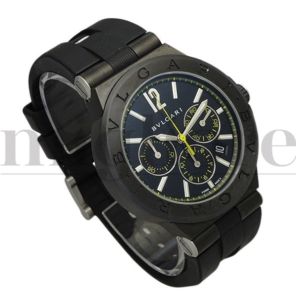 ディアゴノ ウルトラネロ クロノグラフ DG42BSCCH