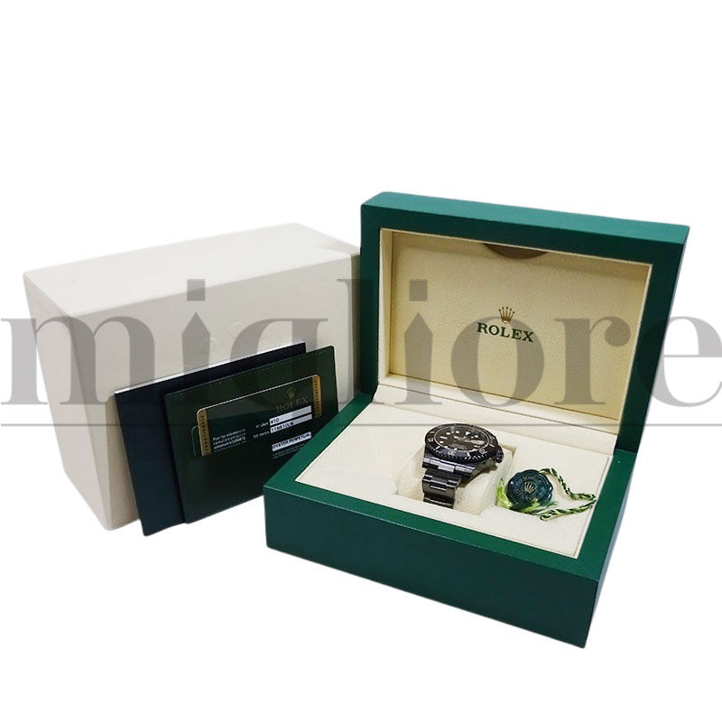 サブマリーナ デイト 116610LN DLCブラックカスタム