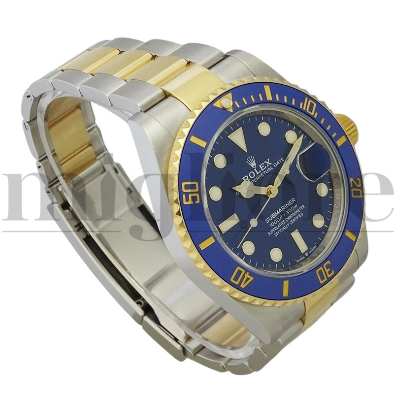 サブマリーナ デイト 126613LB